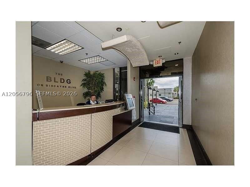12550 Biscayne Blvd 403