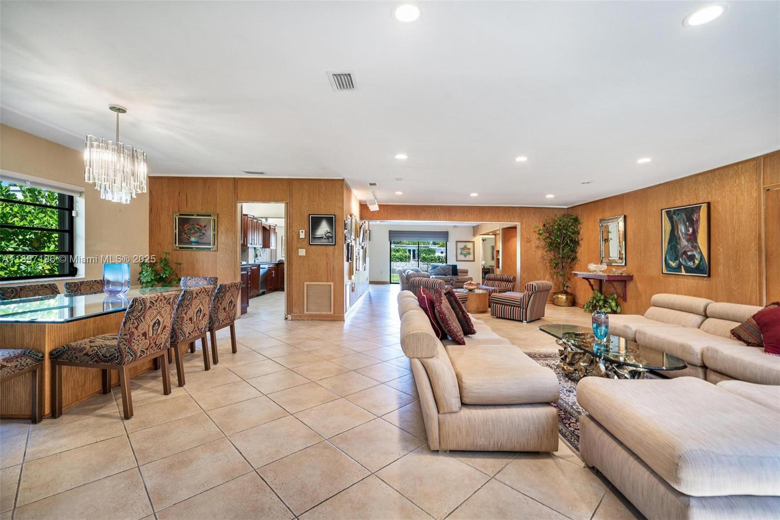BISCAYNE POINT - Residential