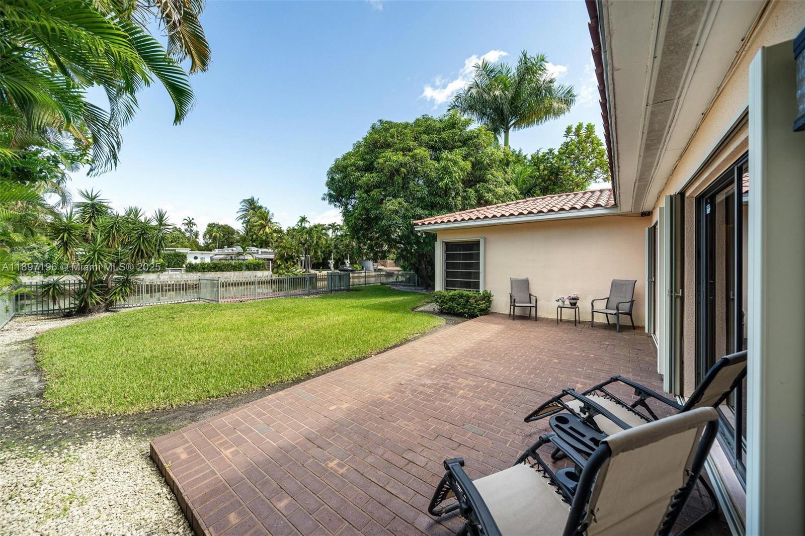 BISCAYNE POINT - Residential
