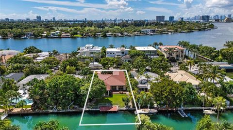 1855 Daytonia Rd Miami Beach FL 33141