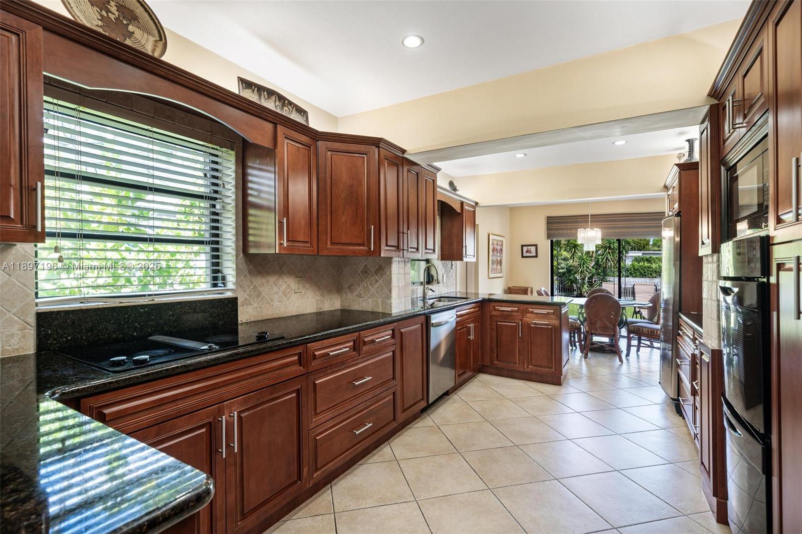 BISCAYNE POINT - Residential