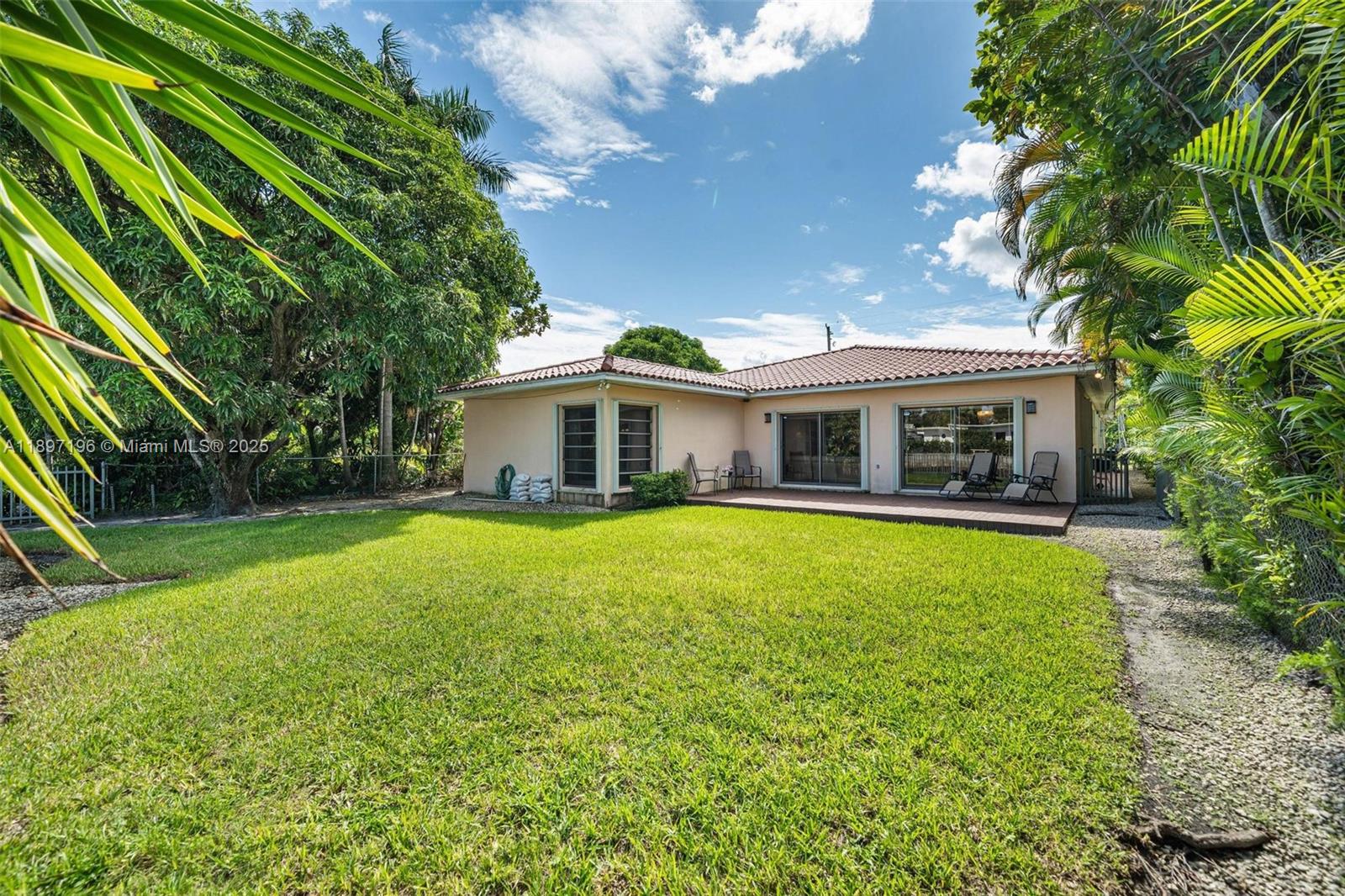 BISCAYNE POINT - Residential