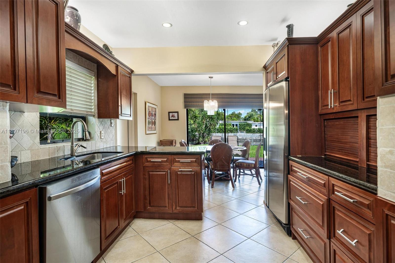 BISCAYNE POINT - Residential