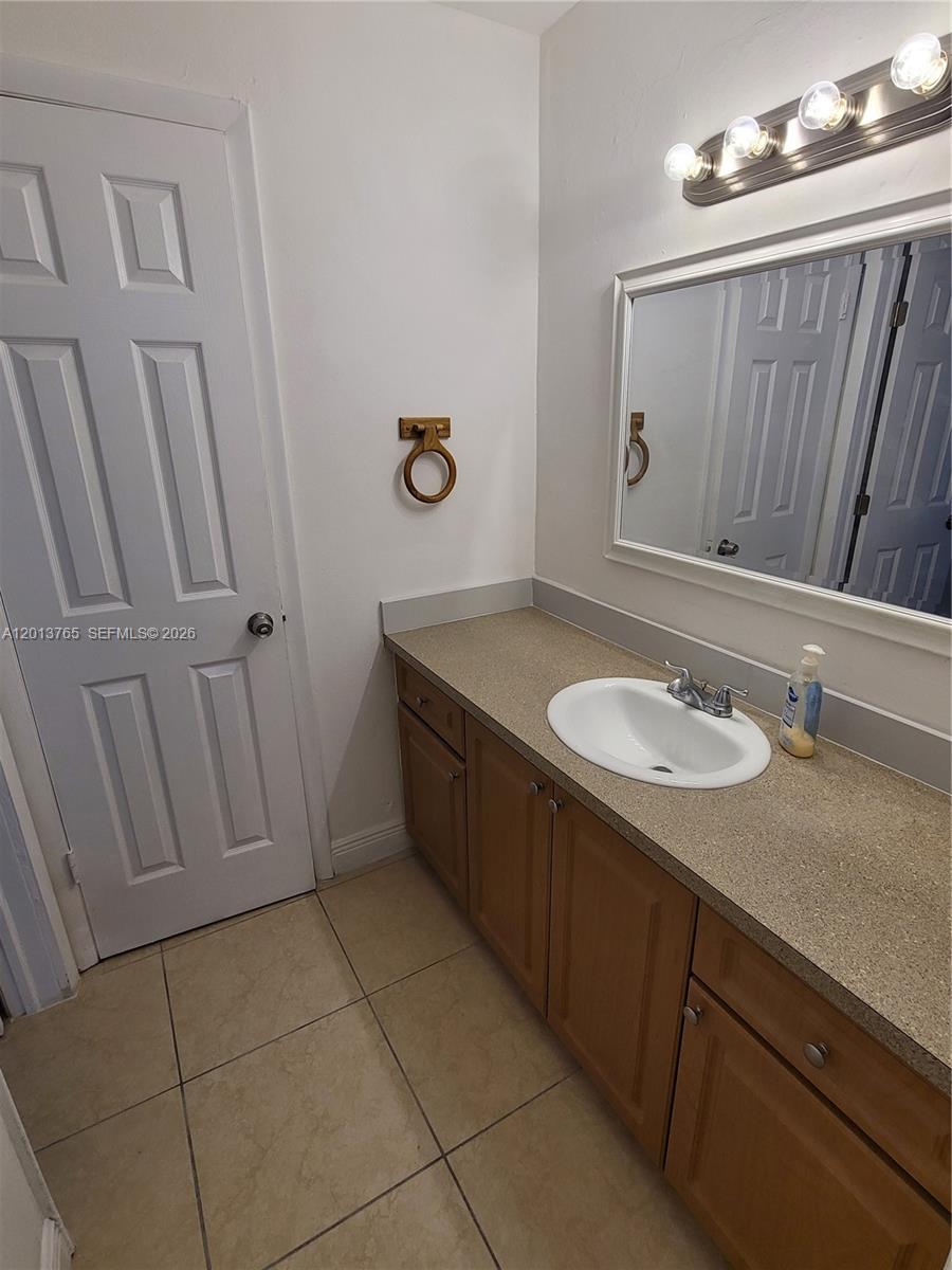 BIRD ROAD HIGHLANDS - Residential Lease