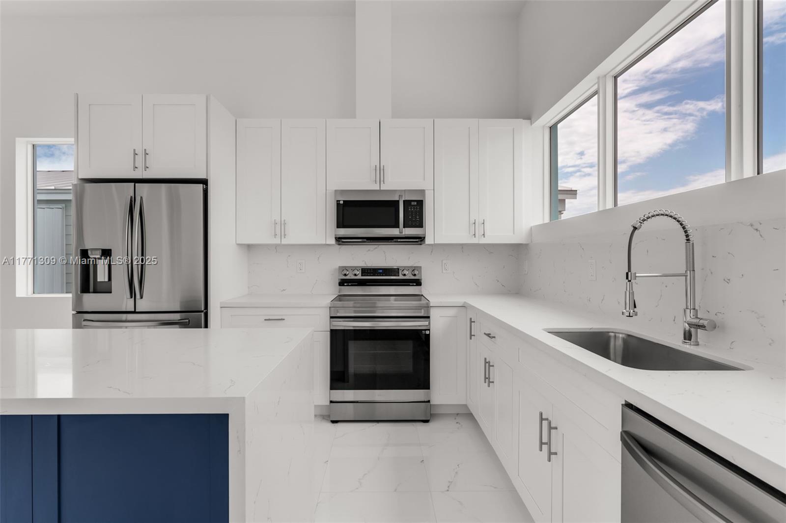 LAKE SURPRISE ESTATES - Residential