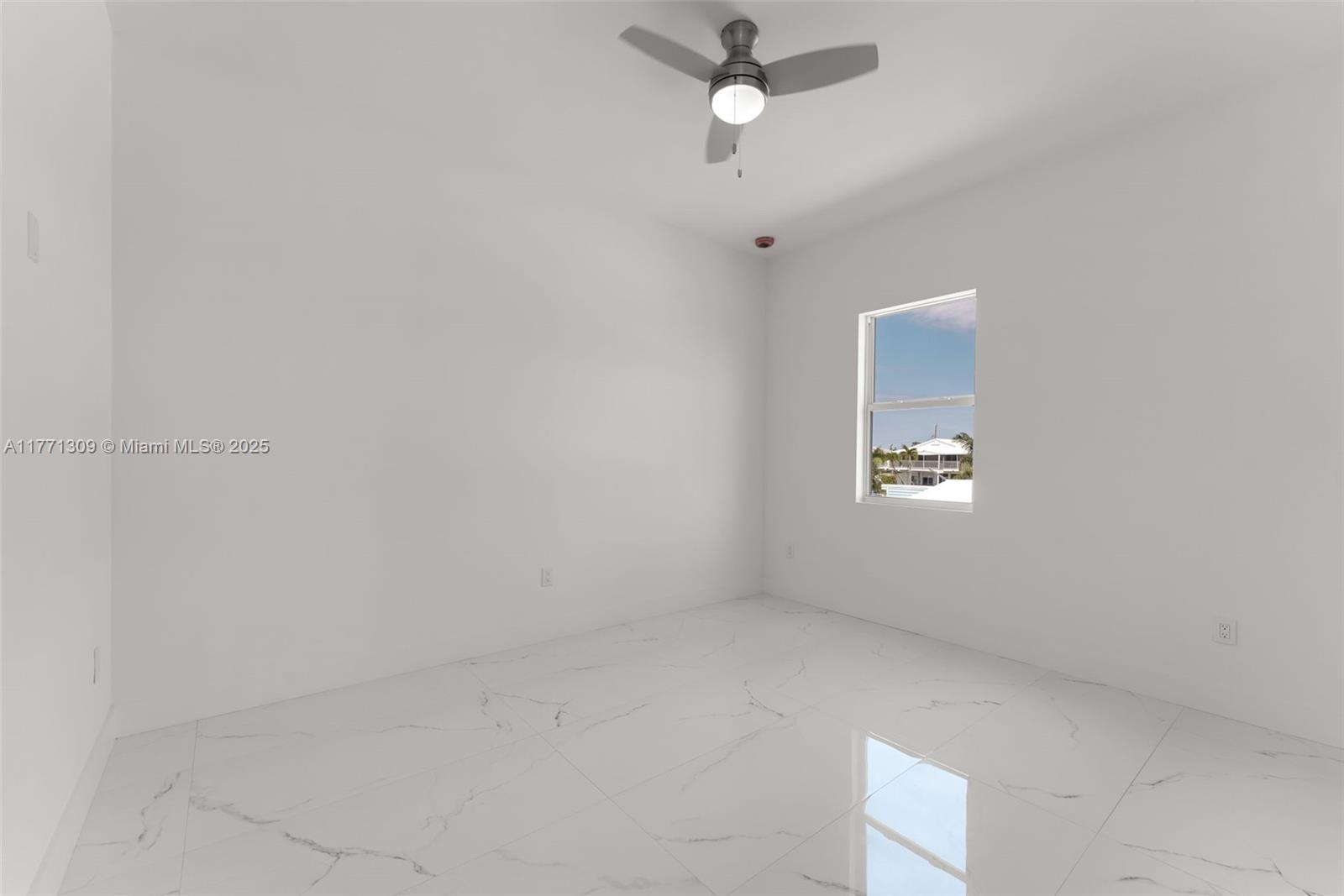 LAKE SURPRISE ESTATES - Residential