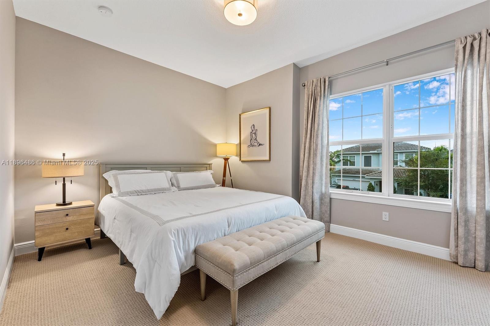 HILLCREST COUNTRY CLUB SO - Residential