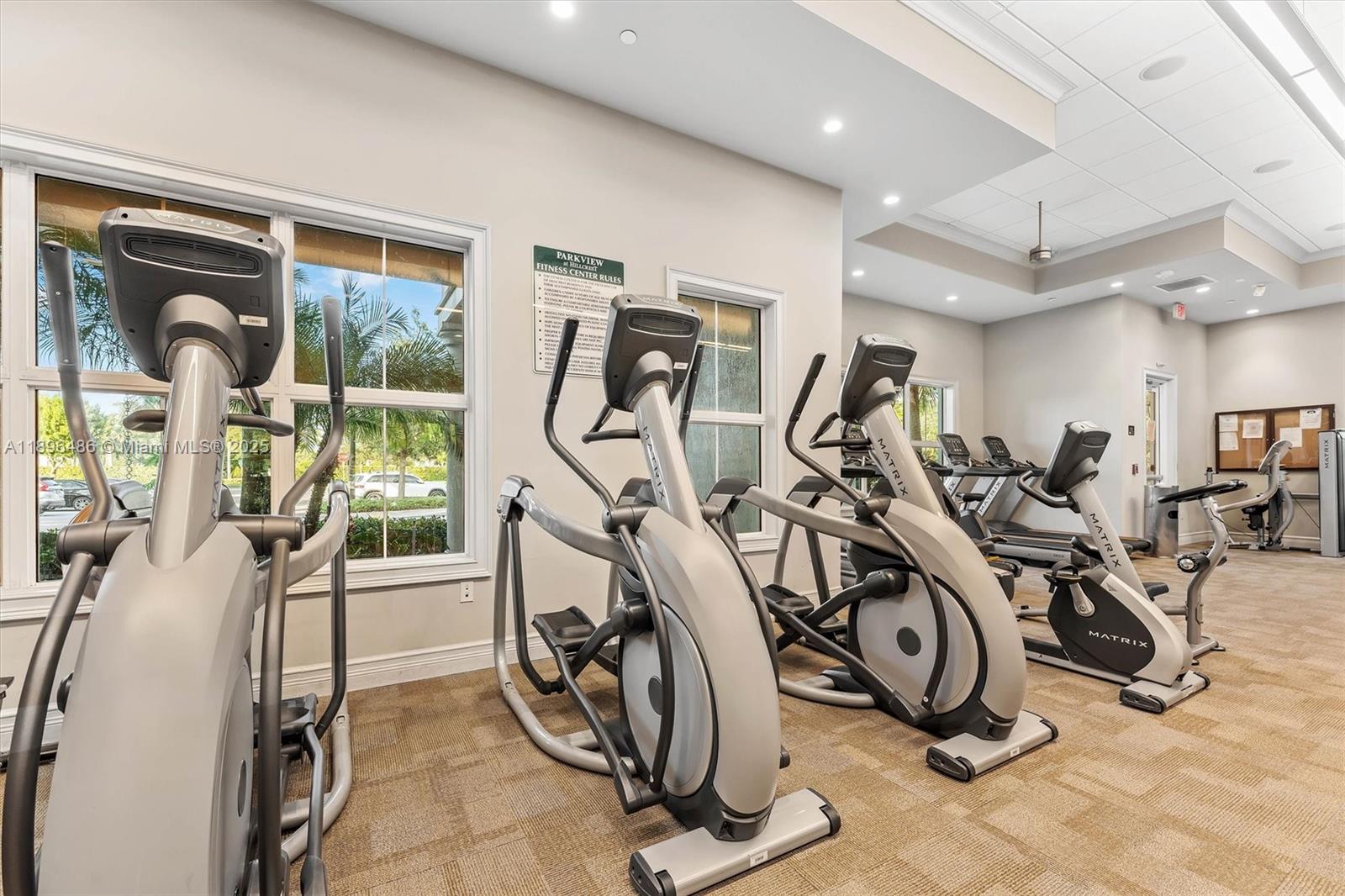 HILLCREST COUNTRY CLUB SO - Residential