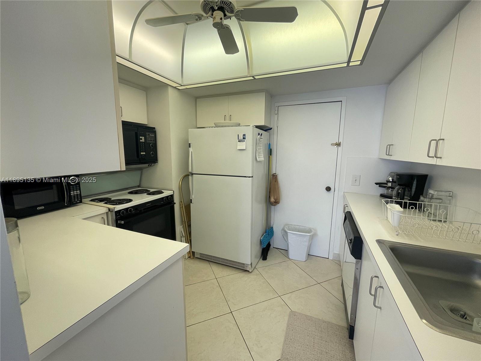 3505 S Ocean Dr 917
