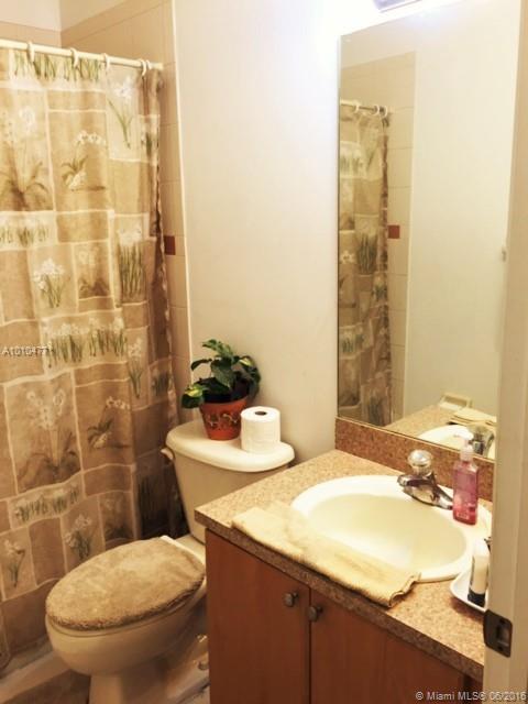 Escada Townvilla - Residential Lease