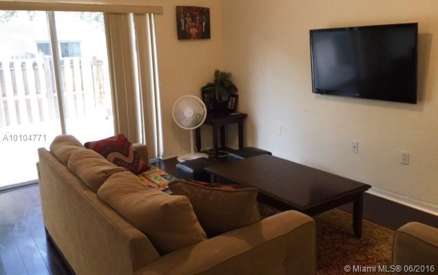 Escada Townvilla - Residential Lease