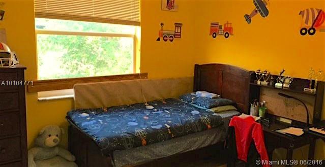 Escada Townvilla - Residential Lease