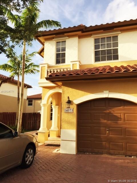 Escada Townvilla - Residential Lease