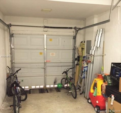 Escada Townvilla - Residential Lease