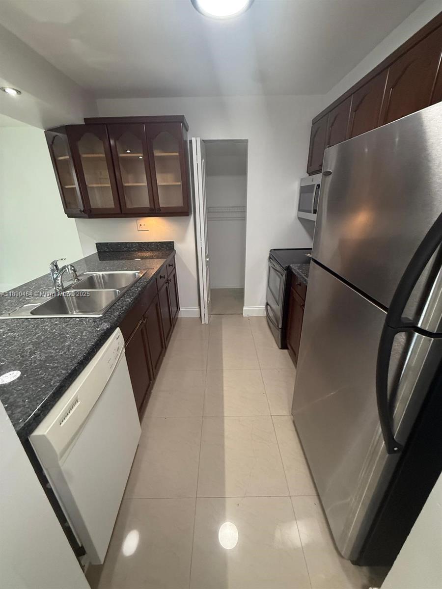 850 N Miami Ave W-905