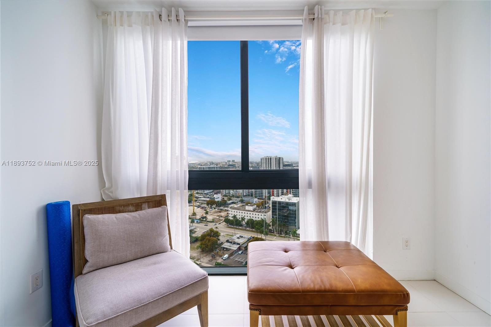 PARAISO BAYVIEWS CONDO - Residential Lease