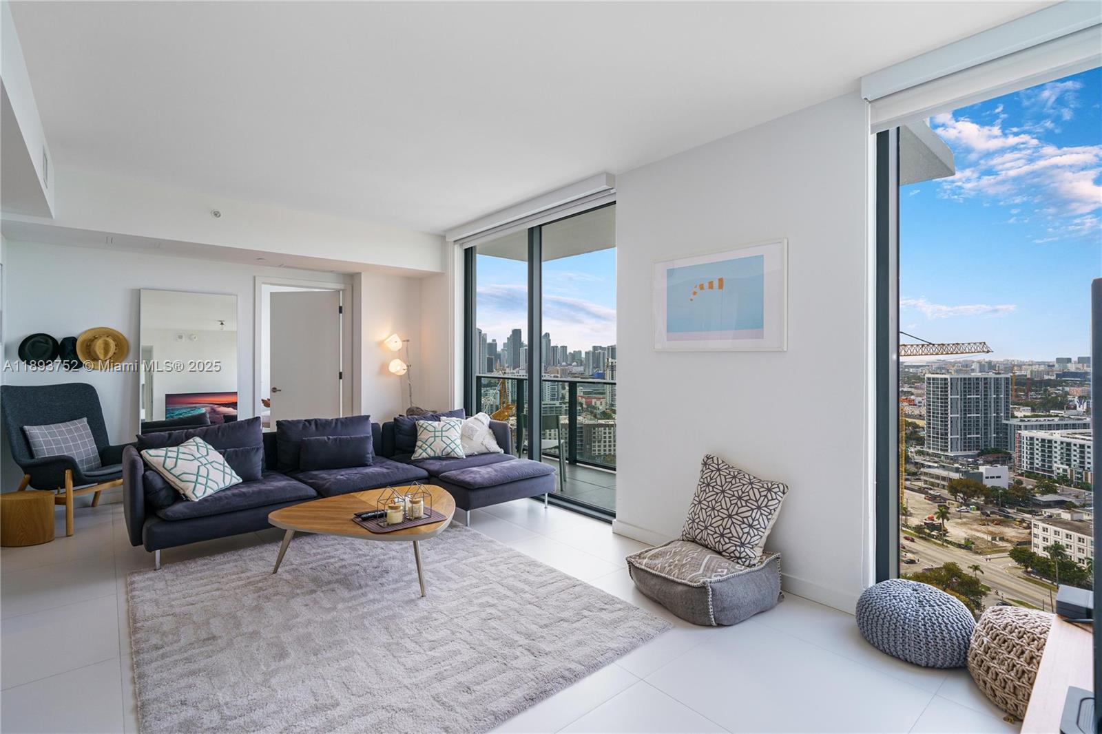 PARAISO BAYVIEWS CONDO - Residential Lease