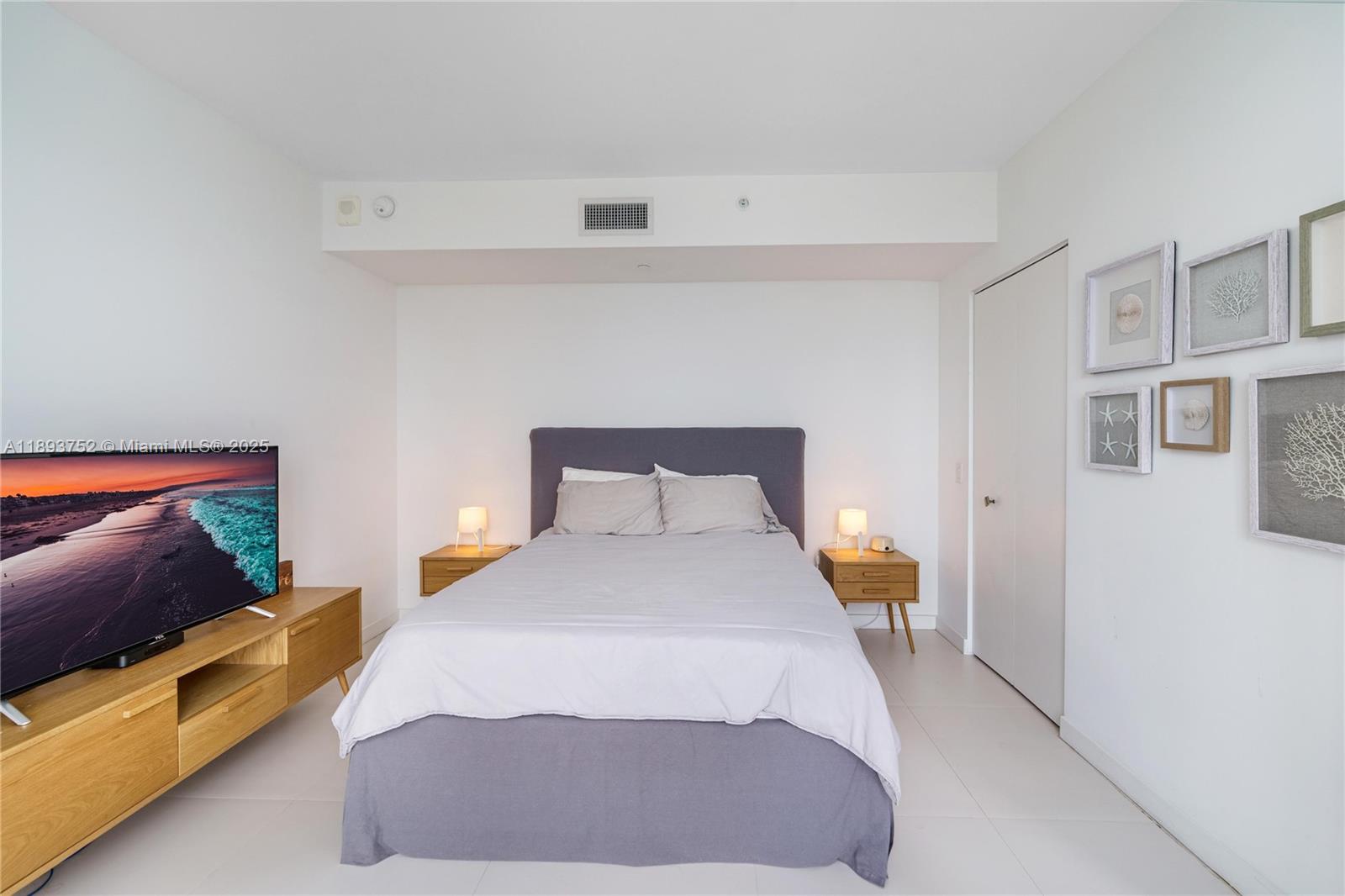 PARAISO BAYVIEWS CONDO - Residential Lease
