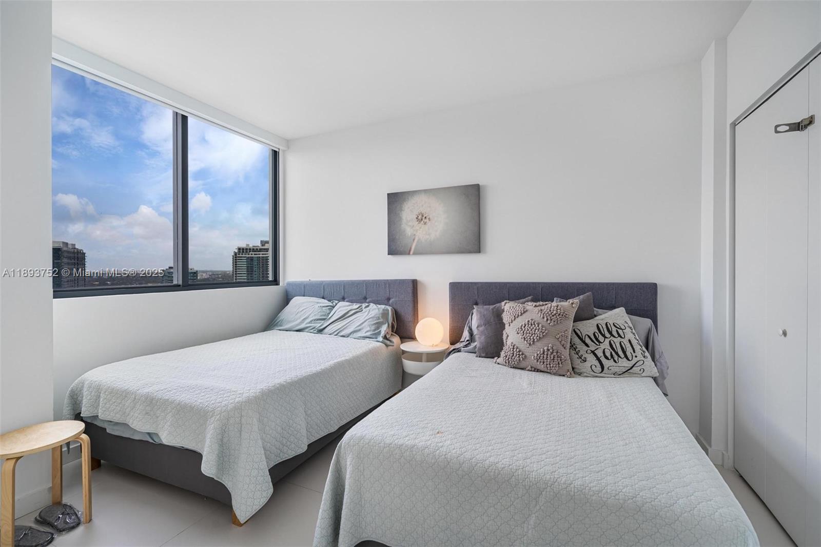 PARAISO BAYVIEWS CONDO - Residential Lease