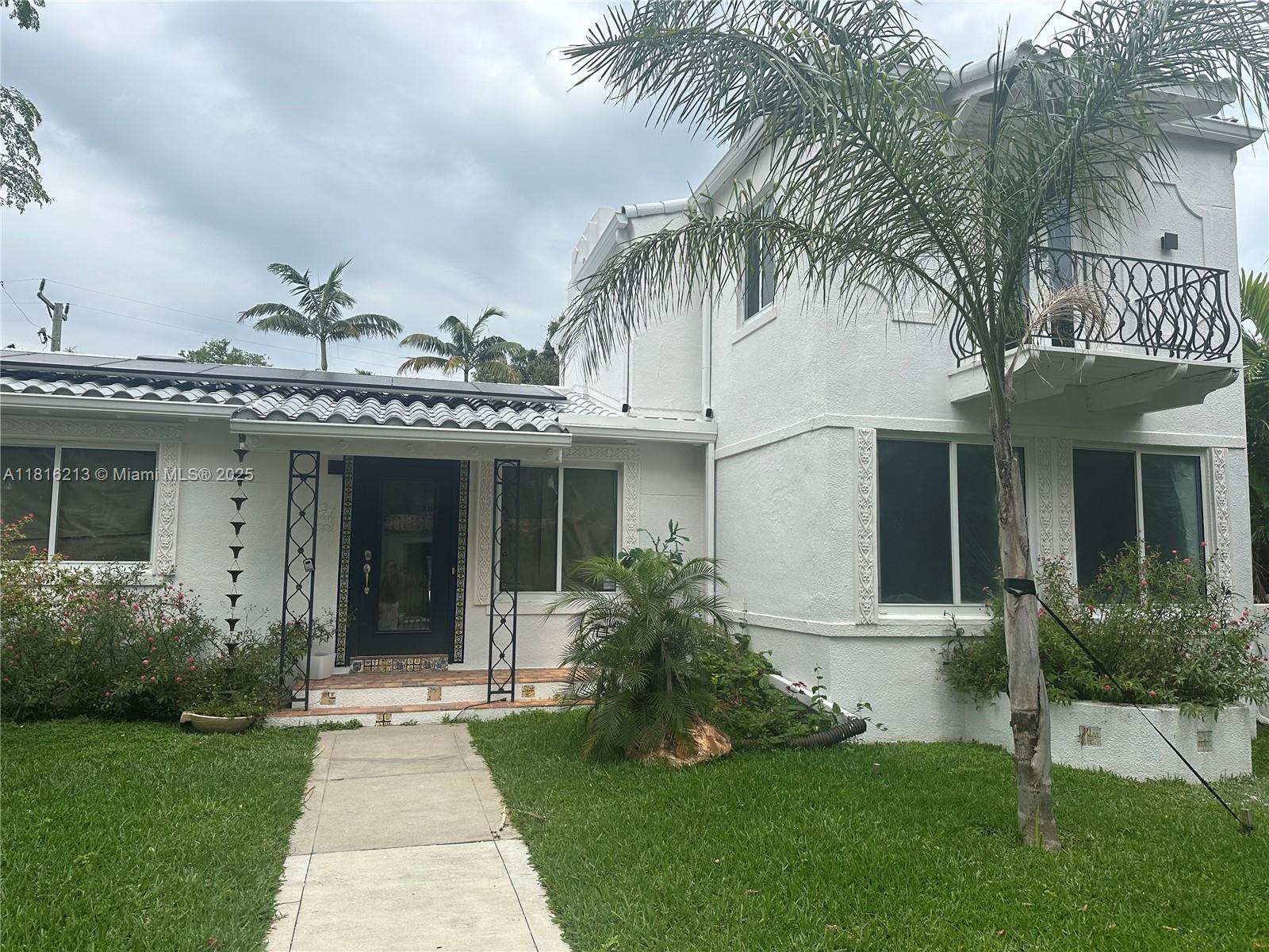 659 Ne 73rd Street, Miami, Broward County, Florida - 3 Bedrooms  
3 Bathrooms - 