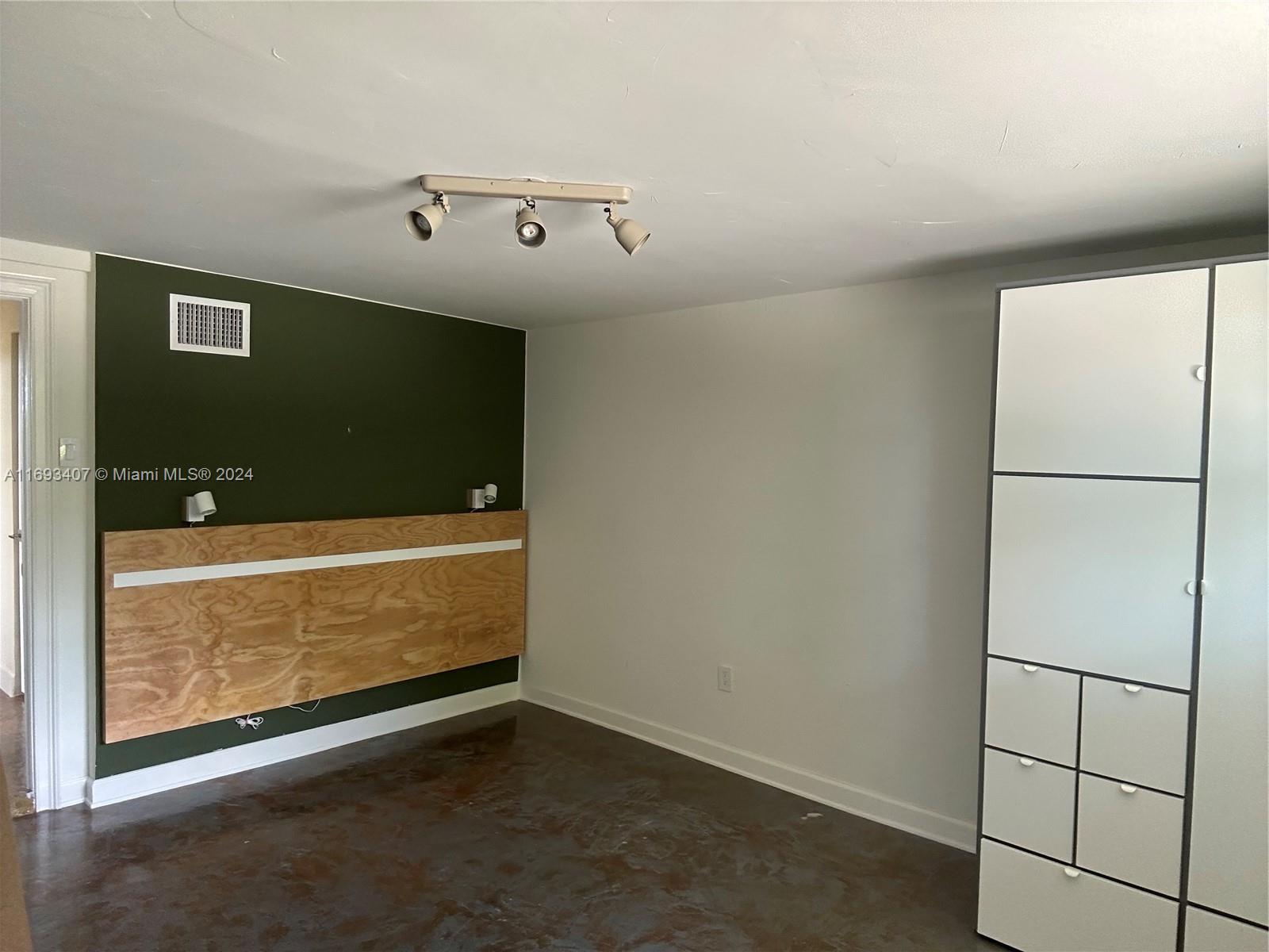 PROGRESSO - Residential Lease
