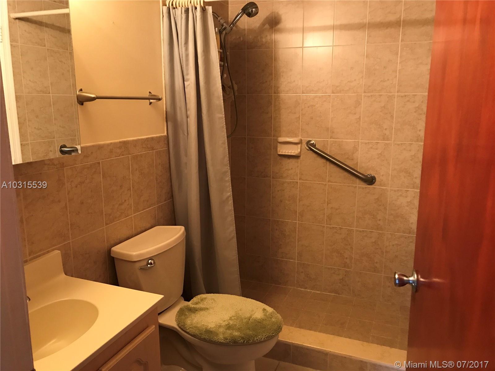 KENLAND POINTE CONDO #1 - Residential Lease