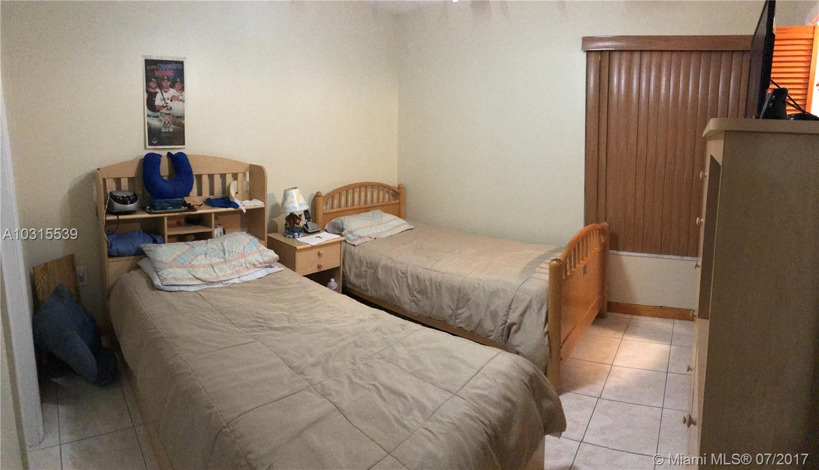 KENLAND POINTE CONDO #1 - Residential Lease