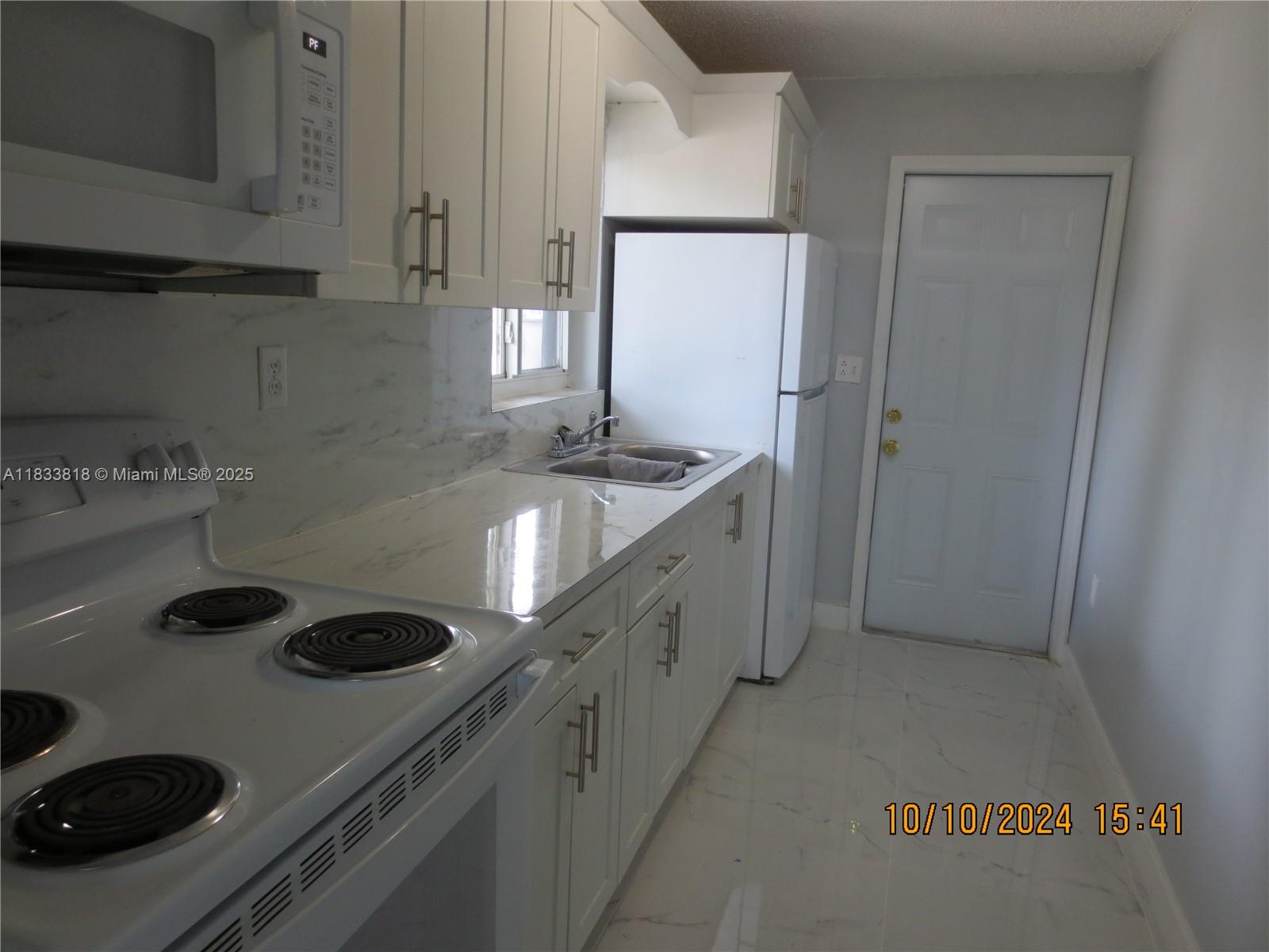 1141 NW 30th St 1141