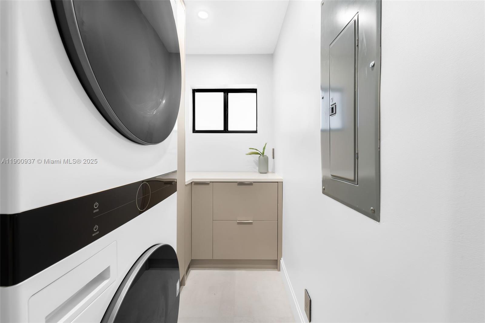 SHORE ACRES AMD PL - Residential