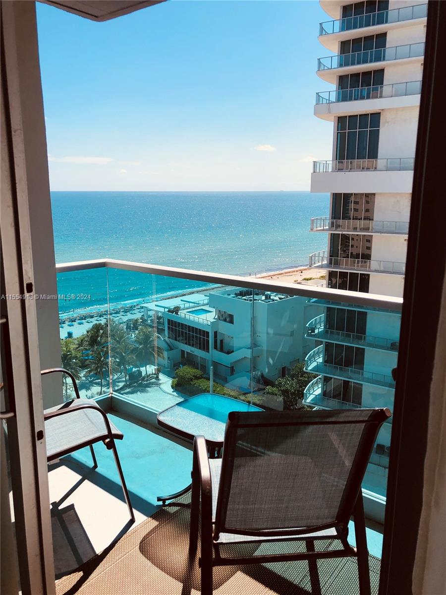SIAN OCEAN RESIDENCES CON - Residential