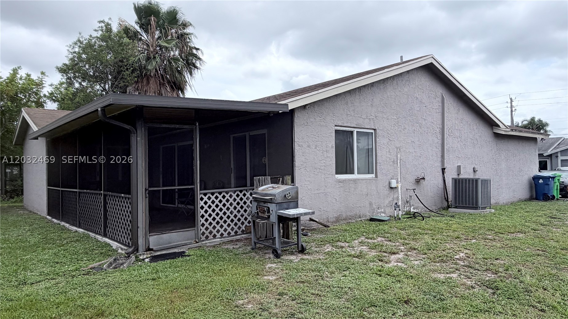 5356 NW 93rd Ter