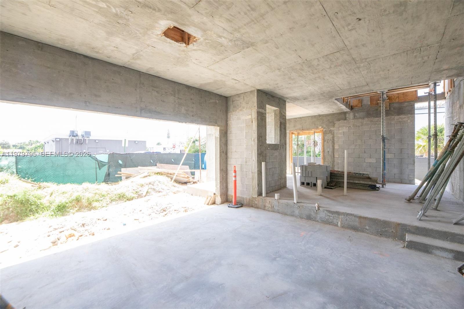 OAKLAND PARK - Residential