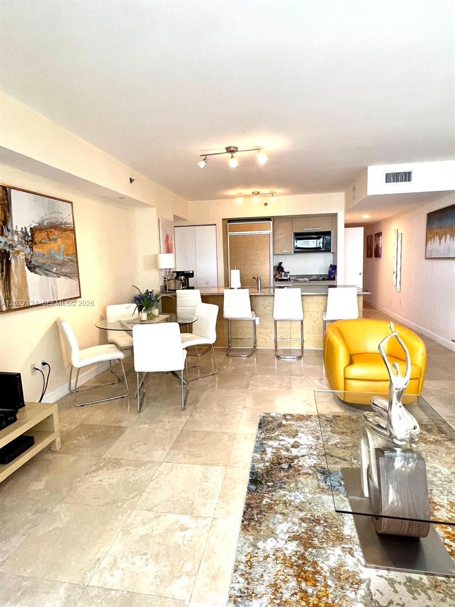1830 S Ocean Dr 1812