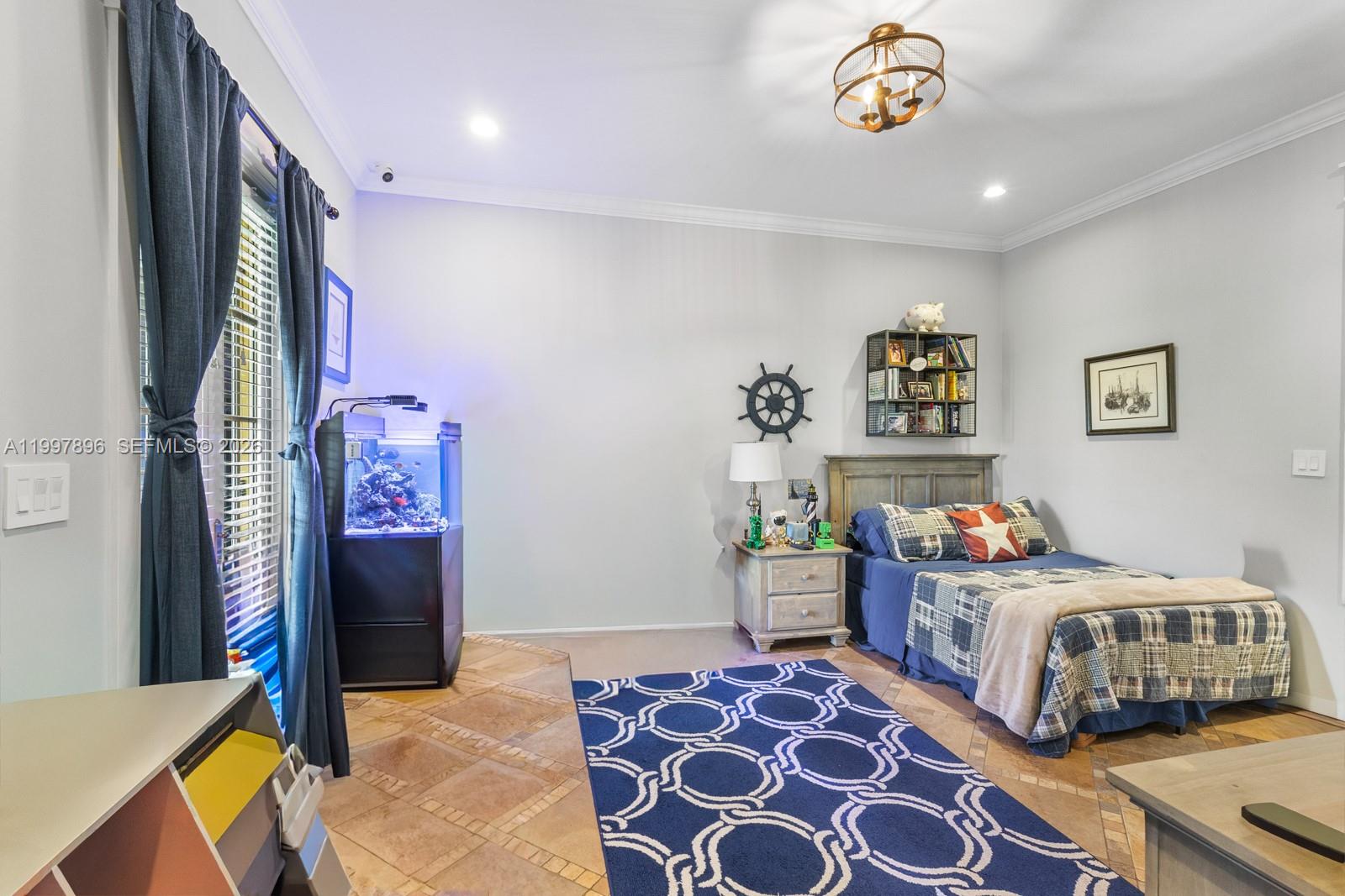 BISCAYNE KEY ESTATES - Residential