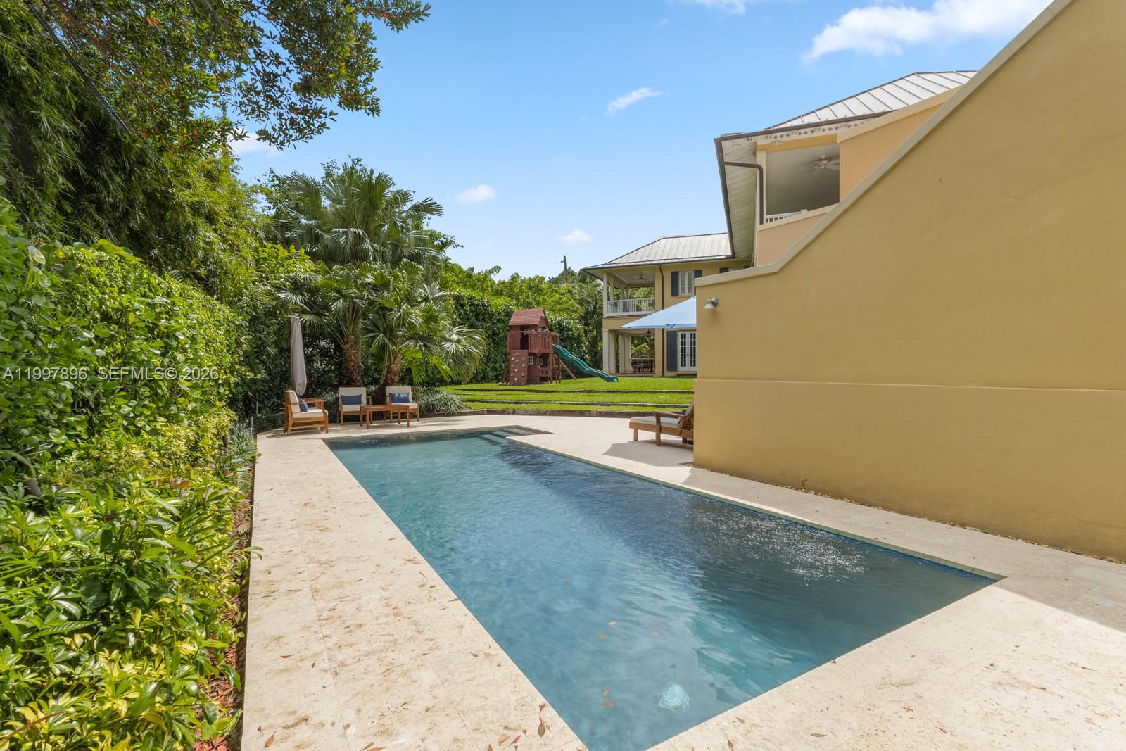 BISCAYNE KEY ESTATES - Residential