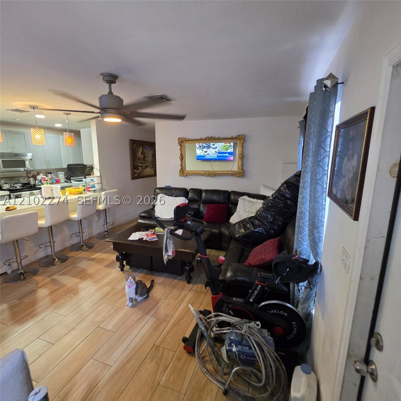 1611 N 69th Way
