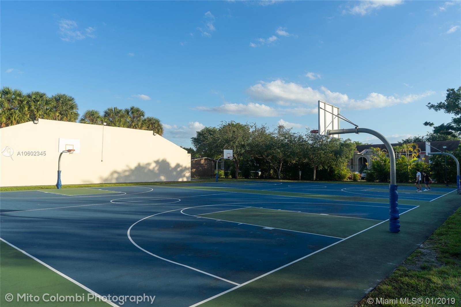 DORAL PARK C CLUB VILLAS - Residential Lease