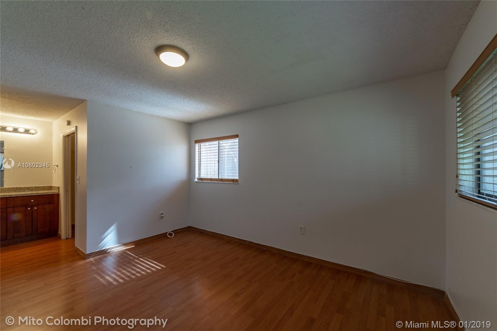 DORAL PARK C CLUB VILLAS - Residential Lease