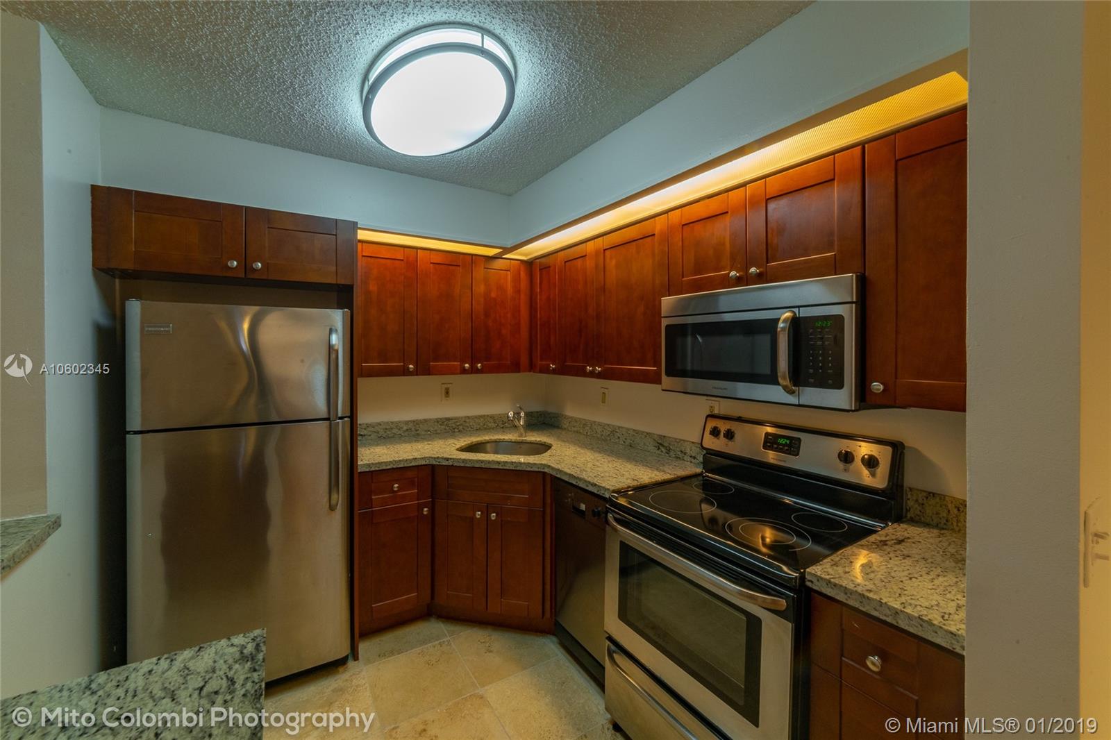 DORAL PARK C CLUB VILLAS - Residential Lease