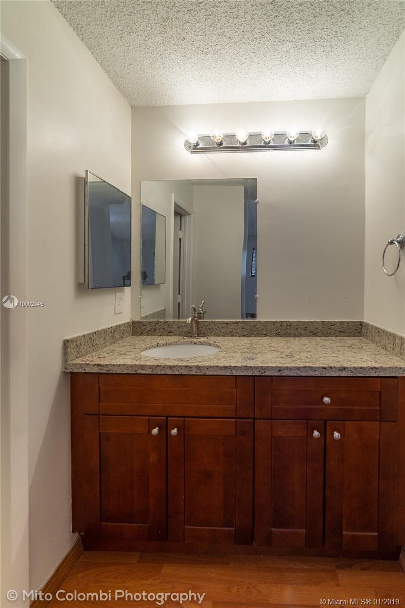 DORAL PARK C CLUB VILLAS - Residential Lease