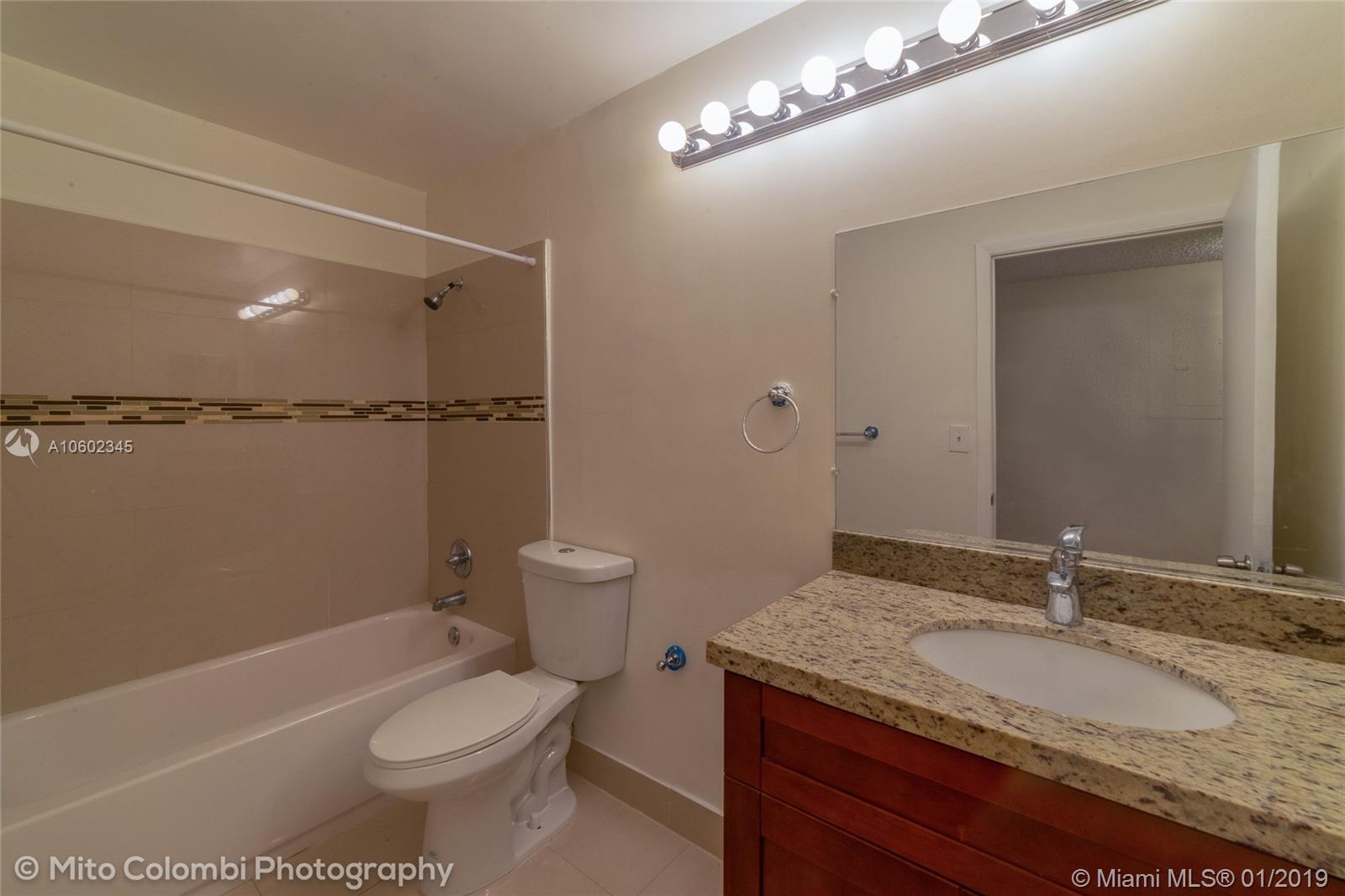 DORAL PARK C CLUB VILLAS - Residential Lease