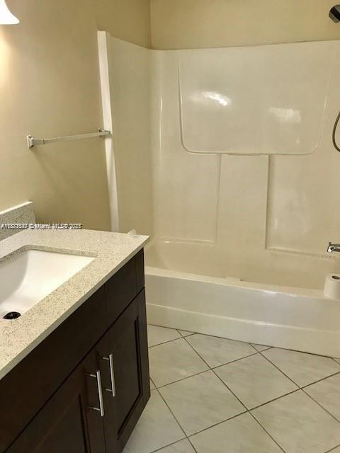 BLEAU FONTAINE CONDO #2 - Residential Lease