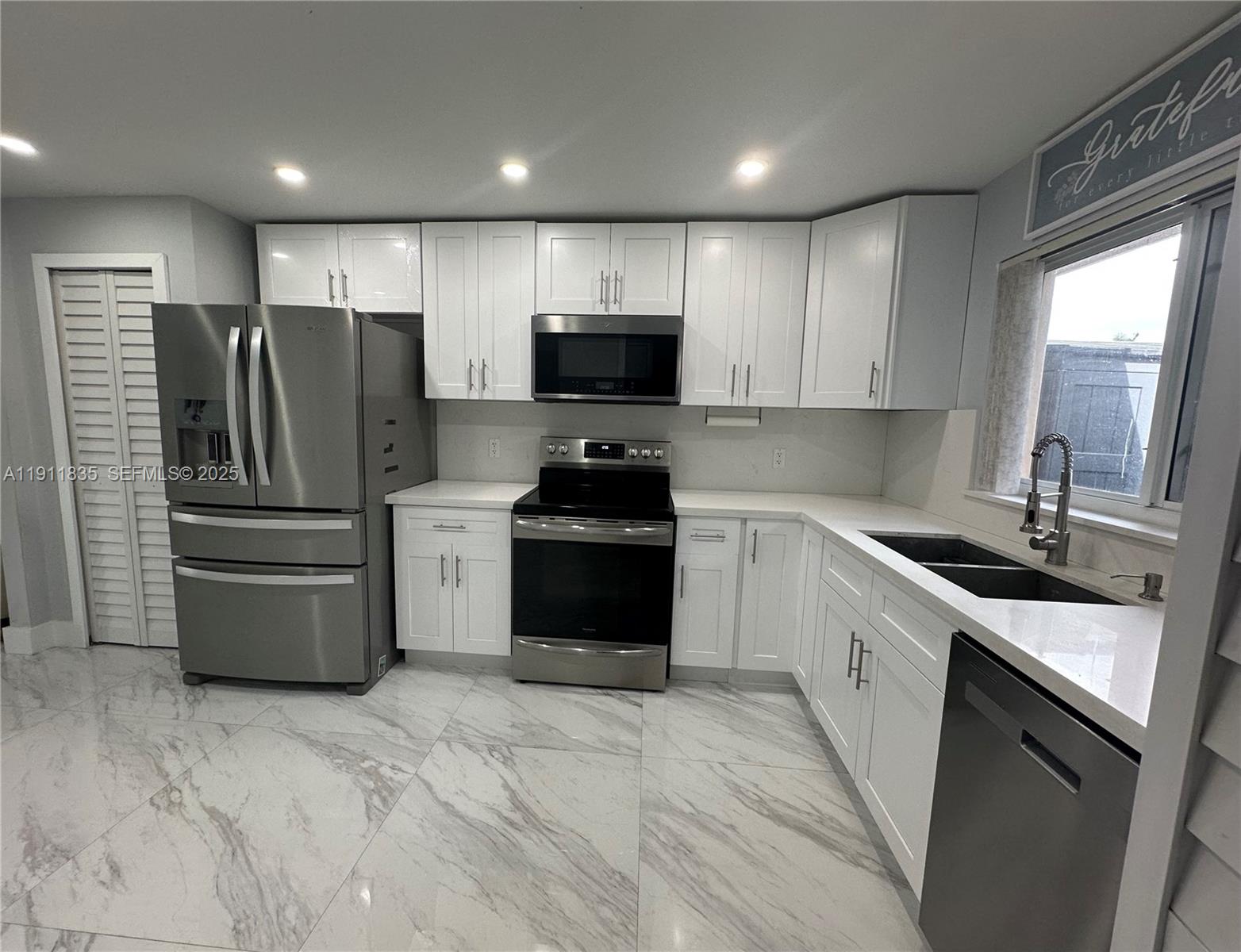 BENT TREE LAKESIDE - Residential