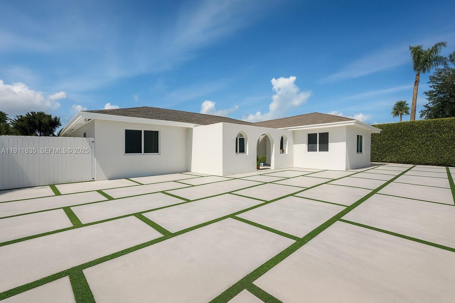 BENT TREE LAKESIDE - Residential