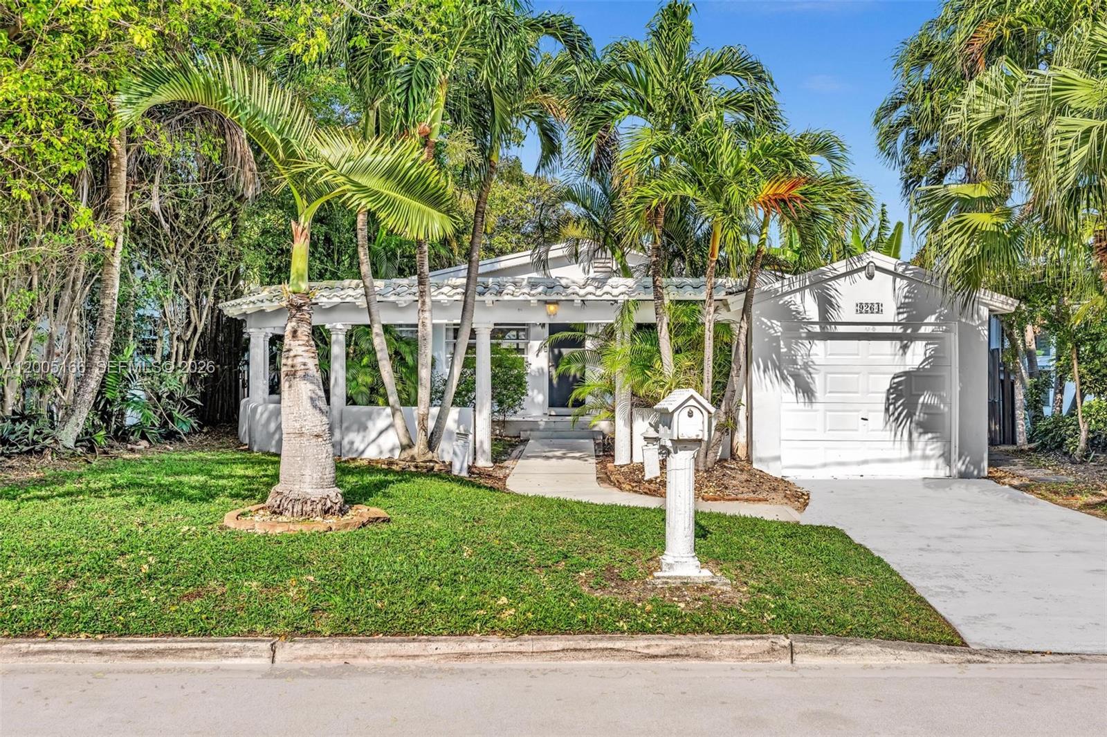 ALTOS DEL MAR NO 5 - Residential