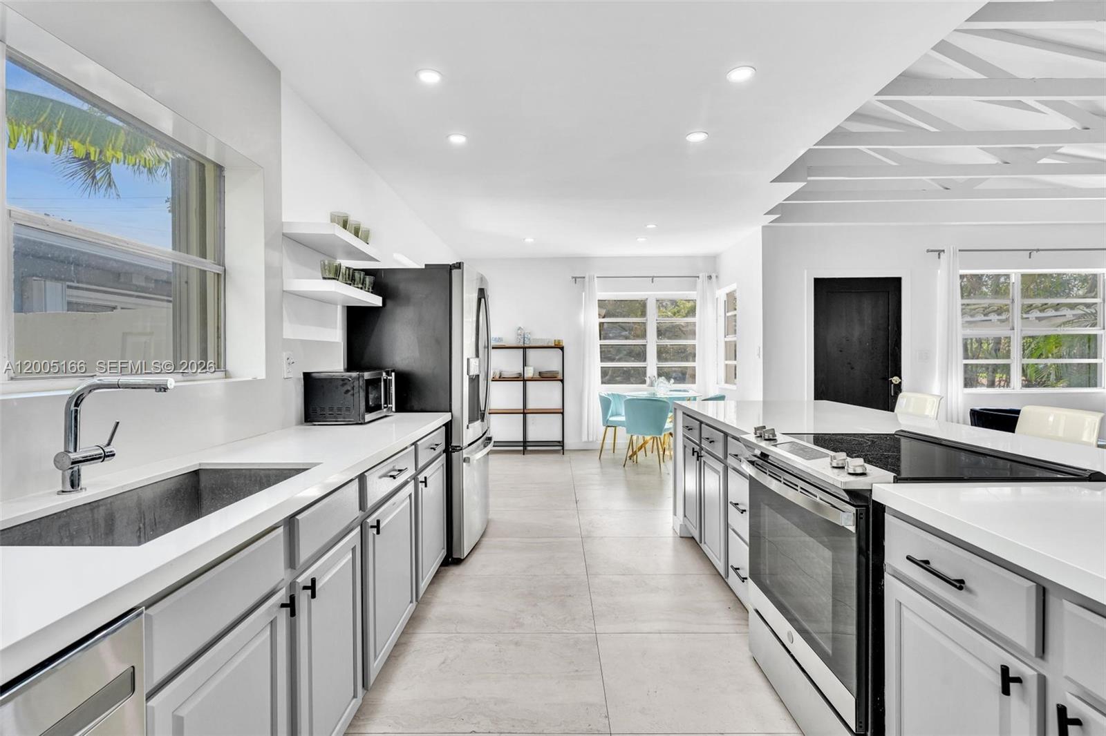 ALTOS DEL MAR NO 5 - Residential