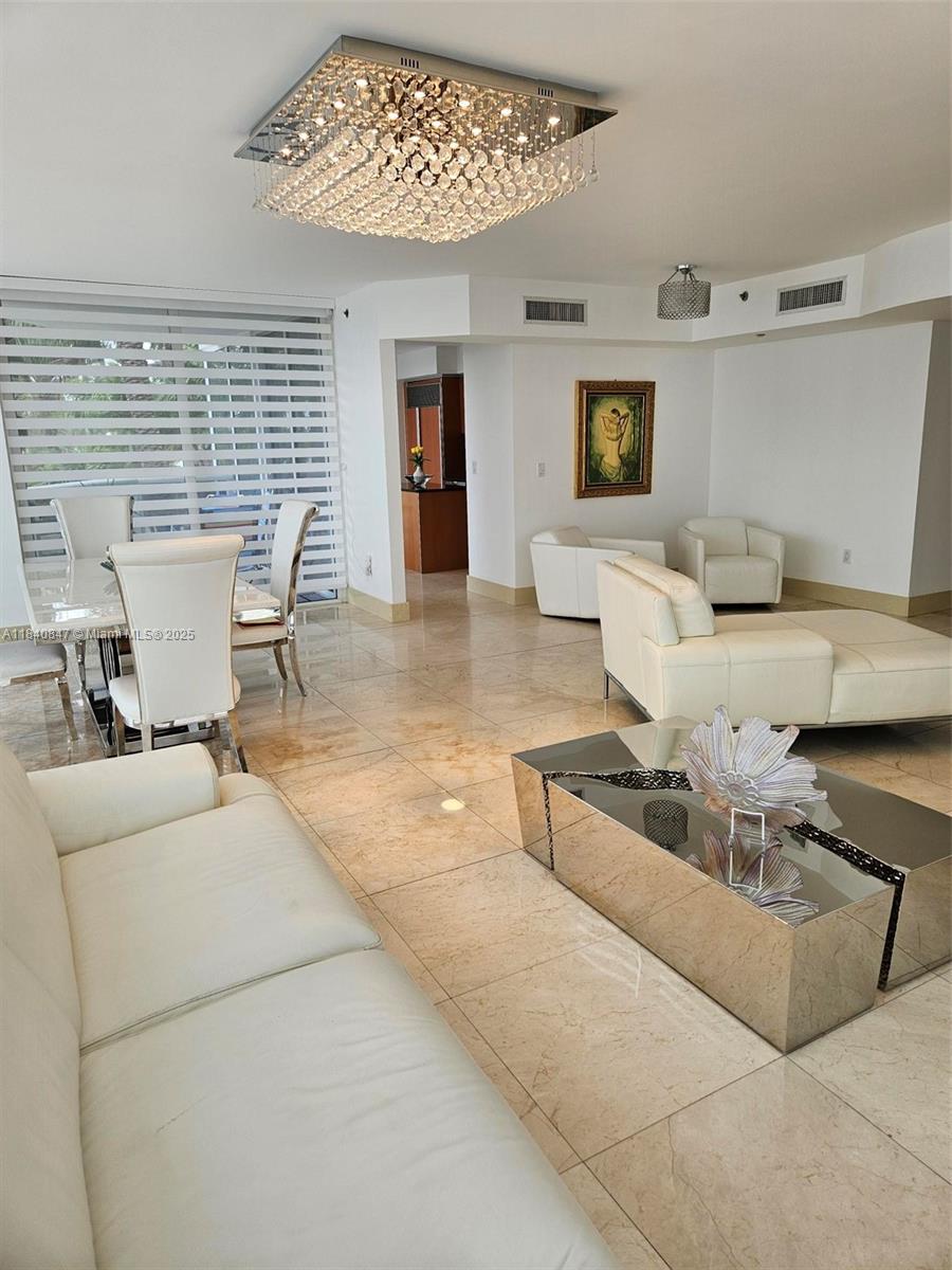 18911 Collins Ave 405