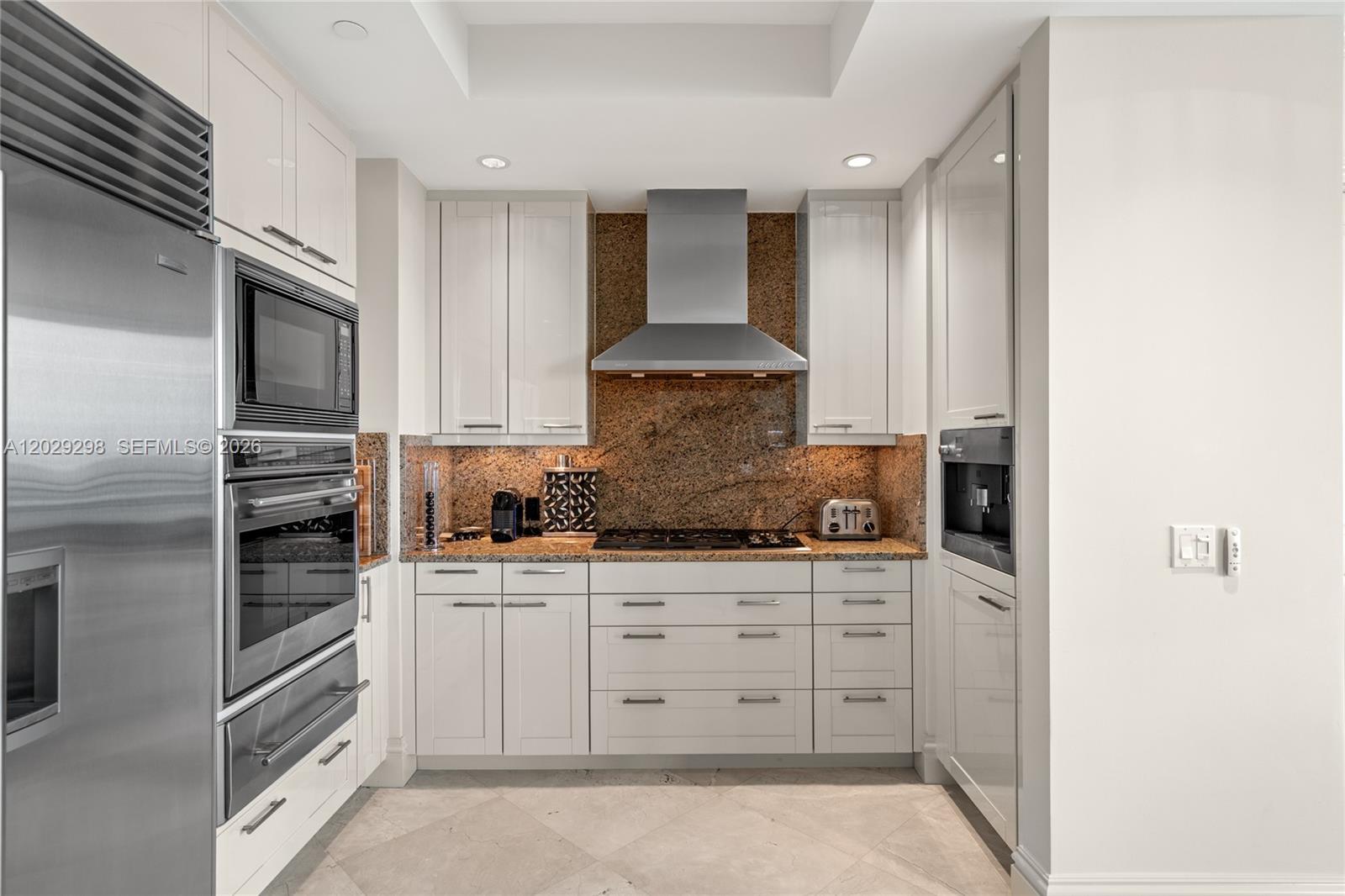 10295 COLLINS AVE RESDNTA - Residential