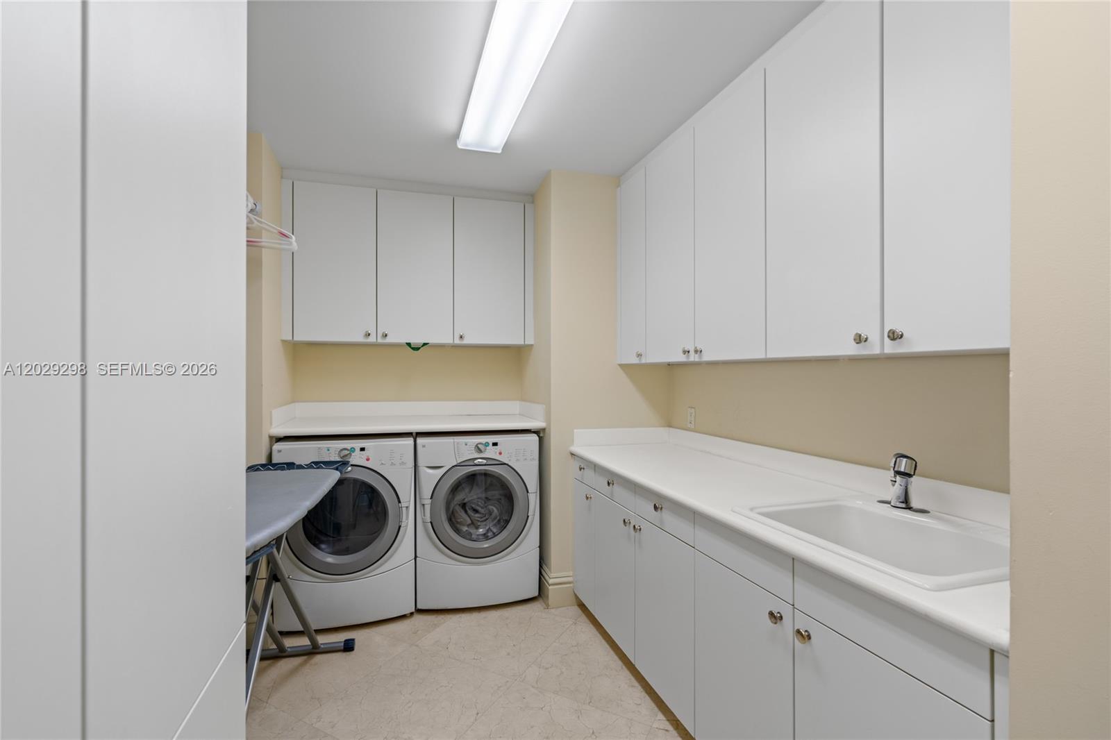 10295 COLLINS AVE RESDNTA - Residential