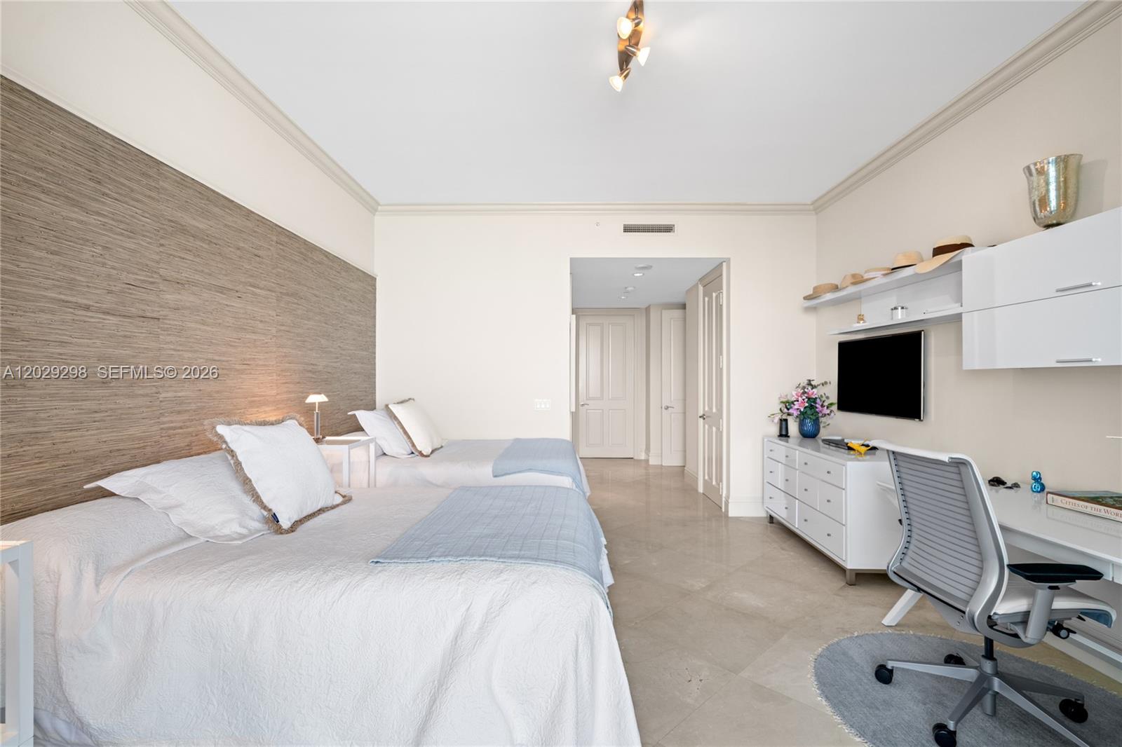 10295 COLLINS AVE RESDNTA - Residential